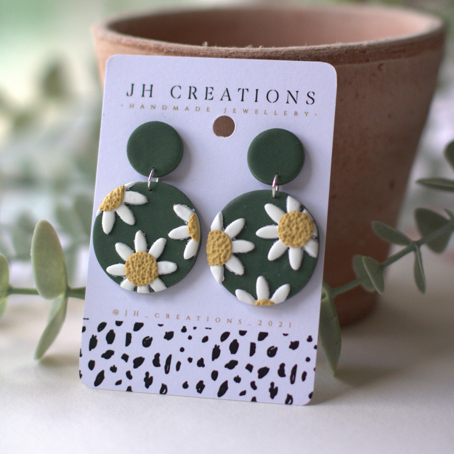 Green floral circles