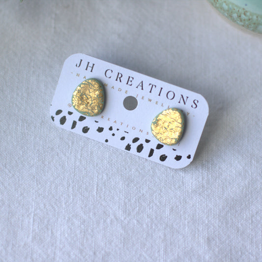 Gold Crackle Studs